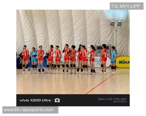 重庆排球队实力解析与欧冠足球的精彩对比探讨